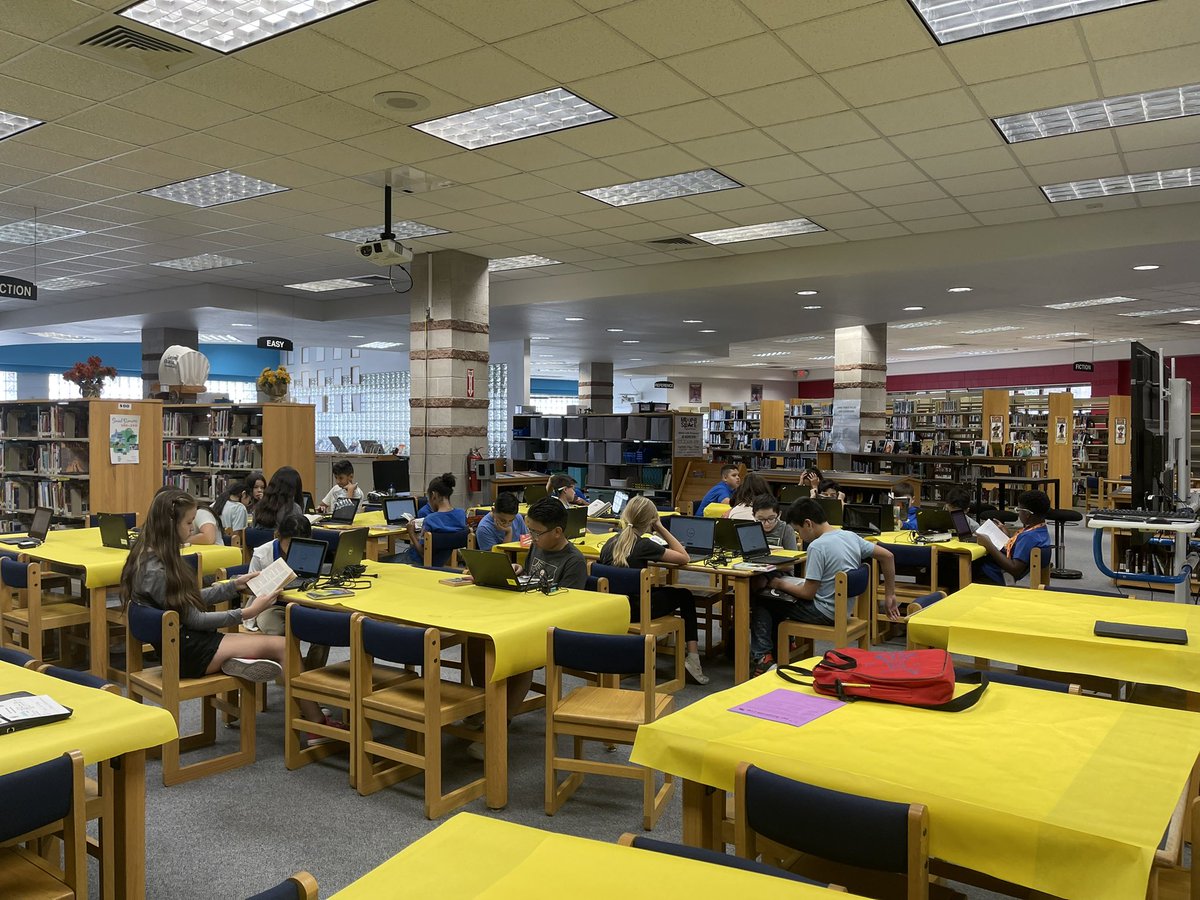 Elaine Whitman (@ewhitman_lces) on Twitter photo Getting those reading minutes in!! The k you <a href="/LLopez_LCES/">Lisa Lopez</a> for showing us beanstack! #OneTeamOneGoal#LCES#AllIn Getting those reading minutes in!! The k you <a href="/LLopez_LCES/">Lisa Lopez</a> for showing us beanstack! #OneTeamOneGoal#LCES#AllIn