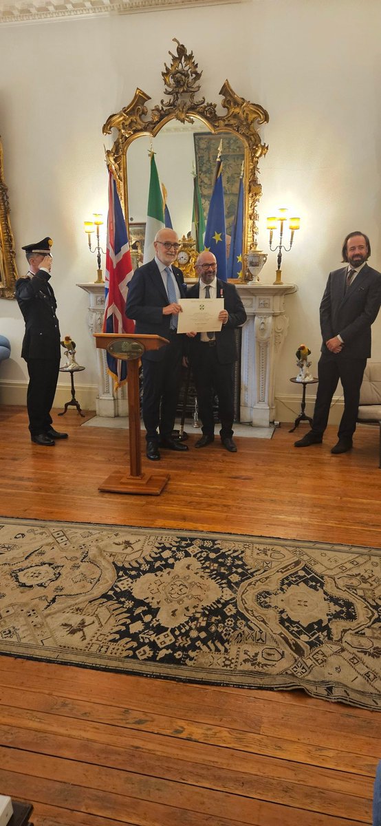 ItalyinUK's tweet image. On the sidelines of tonight&apos;s event on sport industry, Amb @InigoLND bestowed the honor of &quot;Knight of the Order of the Star of Italy&quot; to @JamesHorncastle and @acjimbo for their great contribution in promoting Italian football and strengthening the cultural ties between 🇮🇹 and 🇬🇧