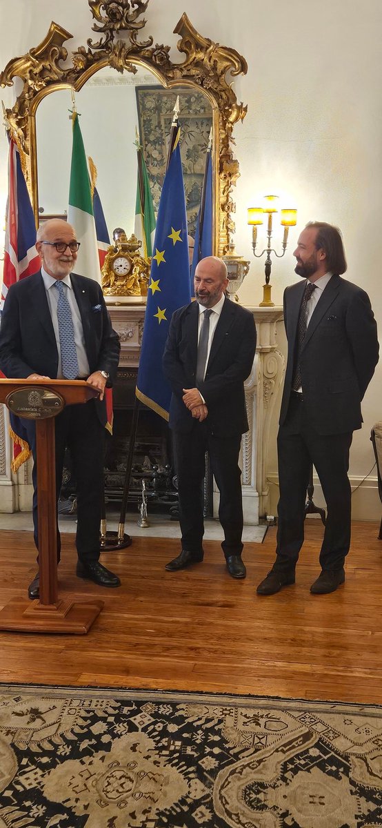 ItalyinUK's tweet image. On the sidelines of tonight&apos;s event on sport industry, Amb @InigoLND bestowed the honor of &quot;Knight of the Order of the Star of Italy&quot; to @JamesHorncastle and @acjimbo for their great contribution in promoting Italian football and strengthening the cultural ties between 🇮🇹 and 🇬🇧