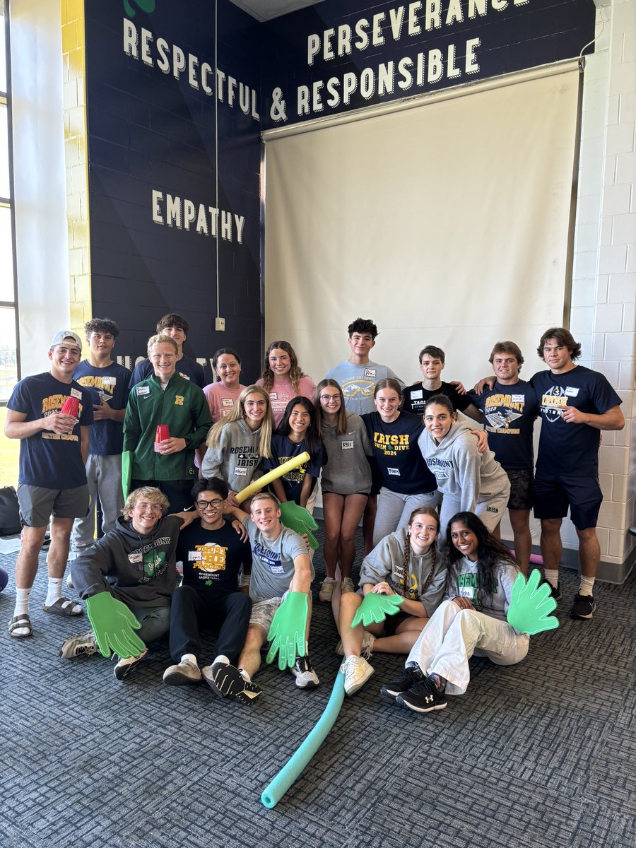 Rosemount Middle tweet media