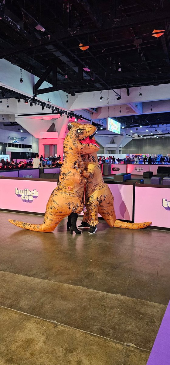 True love is real <a href="/twitchcon/">TwitchCon</a>