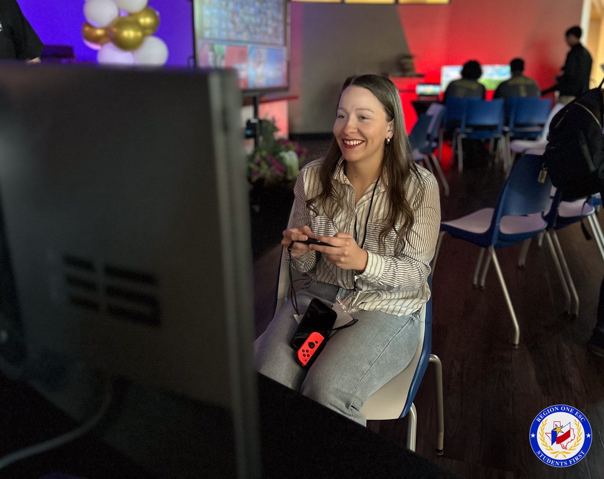 RegionOneESC's tweet photo. We are so proud to see how much the scholastic esports community has grown! Educators and students shared their best practices on how to develop campus esports teams at our 3rd Annual Esports Summit.

Visit https://t.co/LoBuFLyljX to learn more.

#R1Esports https://t.co/fRoIOSAkJX