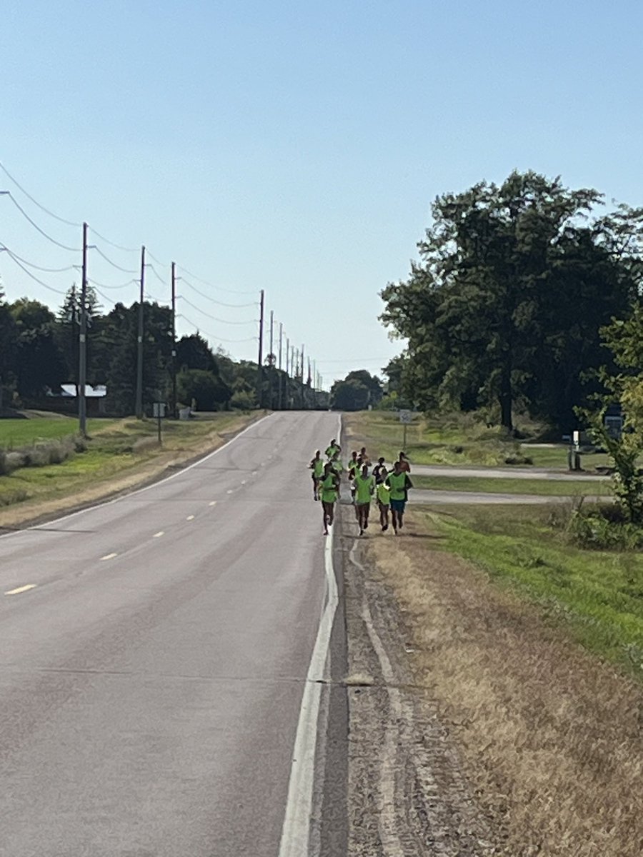 JCCCross's tweet image. The JCC Homecoming football is on its way from Lakefield to the heart of Swearingen Field!  @kkojradio @JCCHuskiesFBALL @JCCschool2895 @MSHSLjohn