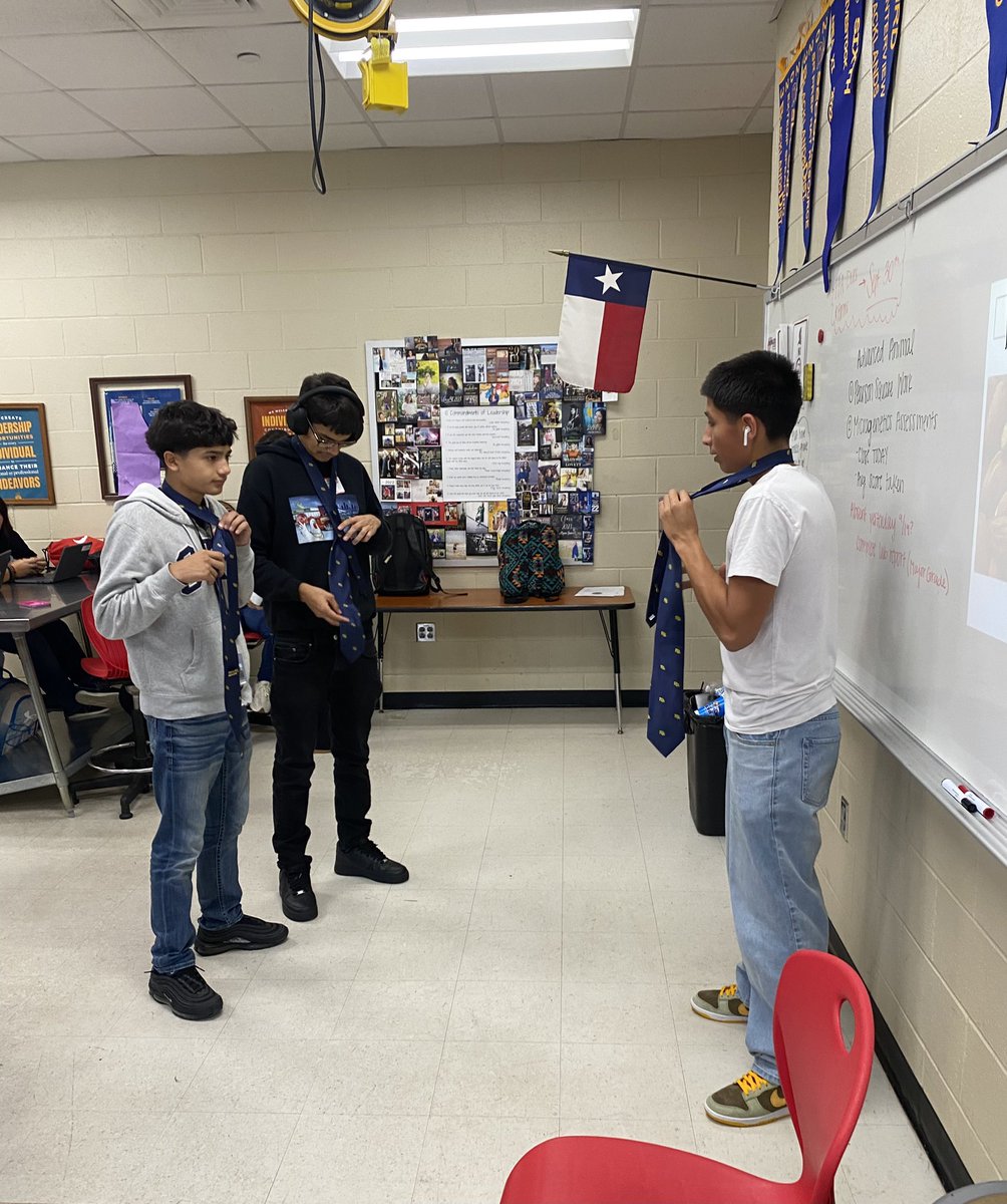 Tie tying today in Principles of Ag as we learn about FFA Official Dress. Special shout out to Jason for teaching his peers!!
<a href="/PorterSpartans/">Porter HS</a> <a href="/CTENCISD/">New Caney ISD CTE</a>