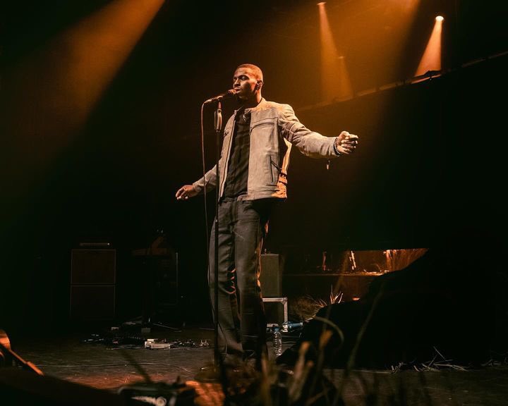 lekanofficiall's tweet photo. Montreal 🤍 #BornInTheWildTour #BITW #Tems #Montreal #Lekan https://t.co/pErh5c11YO
