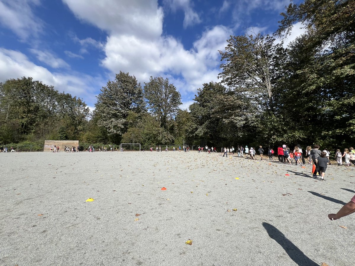 BeingKulvir's tweet photo. A beautiful ☀️ afternoon for the 44th Annual Marathon of Hope - Terry Fox Run at @lynnmour44 🏃‍♀️ 🏃‍♂️ Awesome job by all the staff &amp; students taking part to raise awareness for cancer research. Congratulations on fundraising over $500 🎉 I had fun taking part with everyone today ♥️ https://t.co/oMqBNS9tYw
