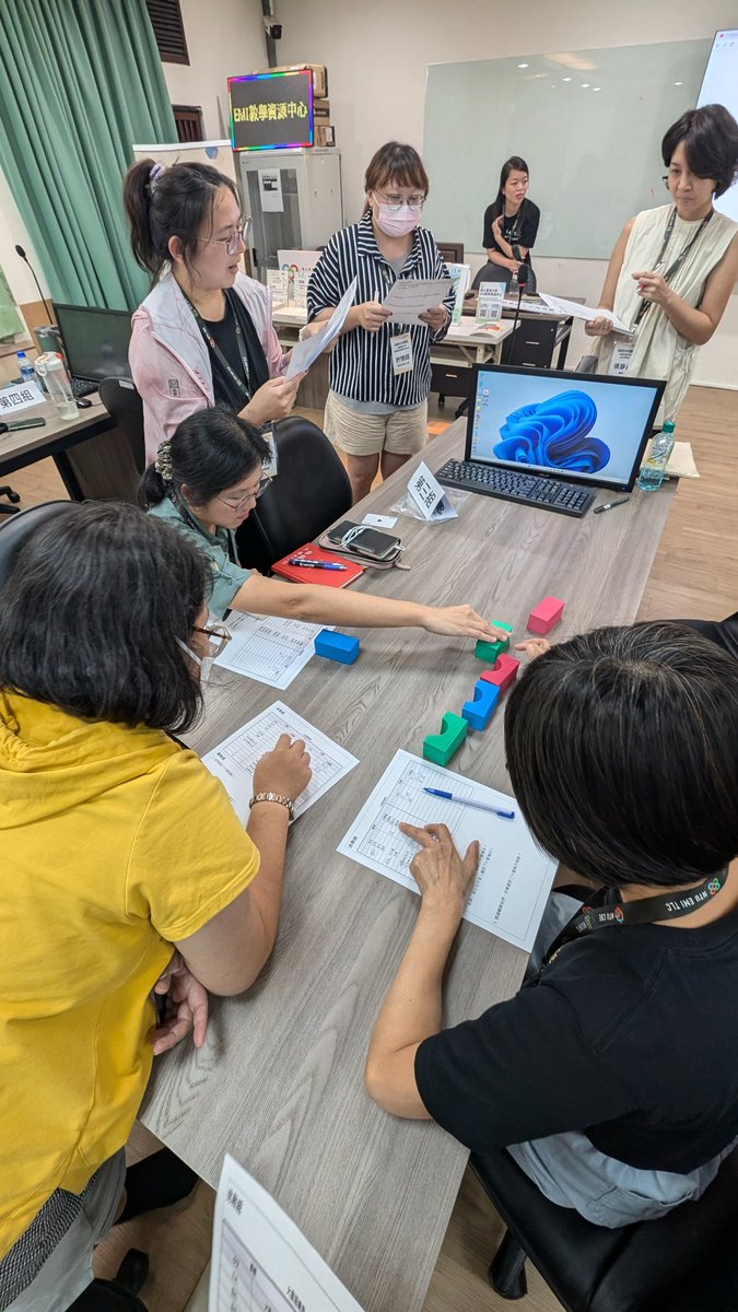 Attended an EMI training at Taichung Tech yesterday. It was really insightful. I learned a lot. Thanks NTU's EMI TLS ✨