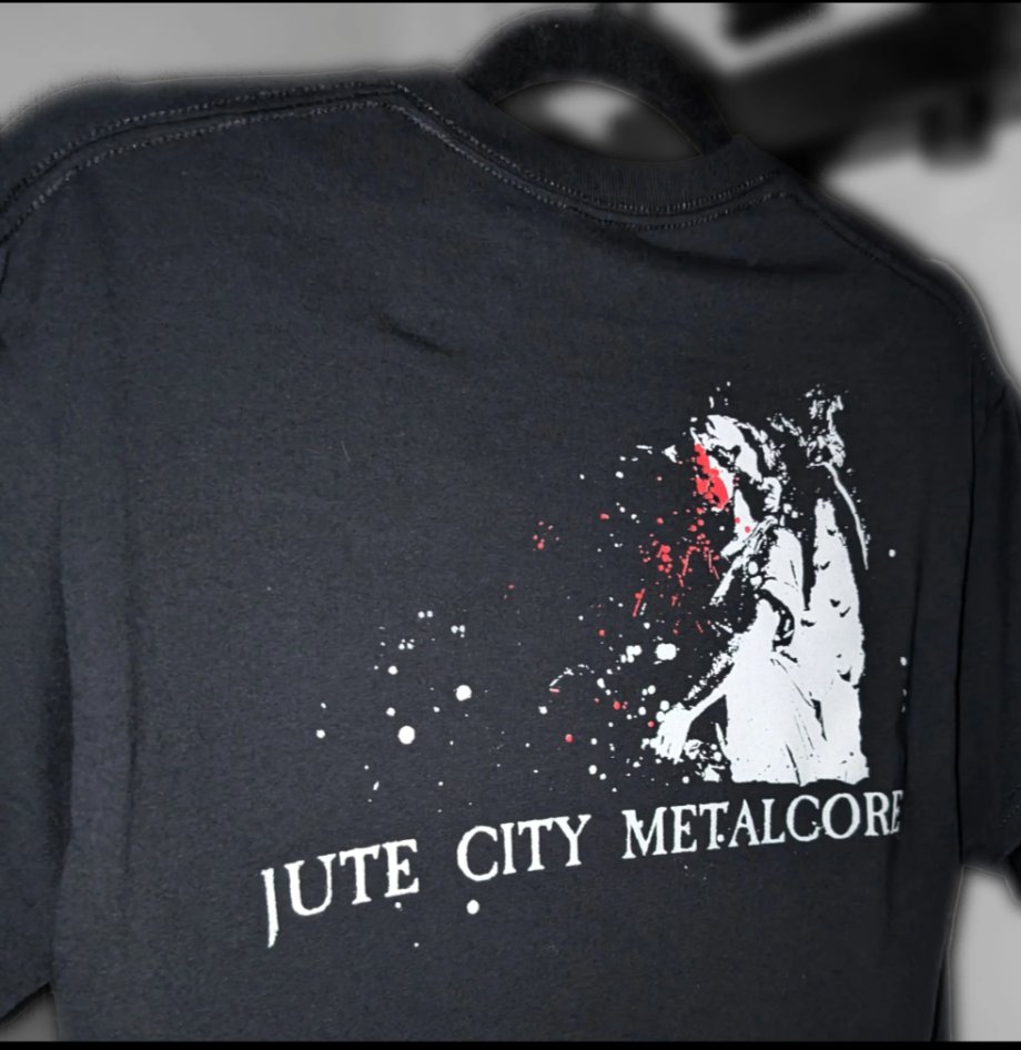 We got new shirts but all the XLs have sold out cause real ones know what's good
keepchirpinrecords.com/product/war-wi…