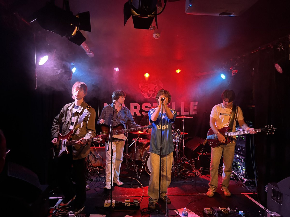 Tonight at  <a href="/KomediaBrighton/">Komedia Brighton</a>  <a href="/marseilleband/">Marseille</a> were awesome.
It’s the fourth time seeing them and they must be destine for great things 🤞.
Help them make more music by buying the merch and seeing them live😉