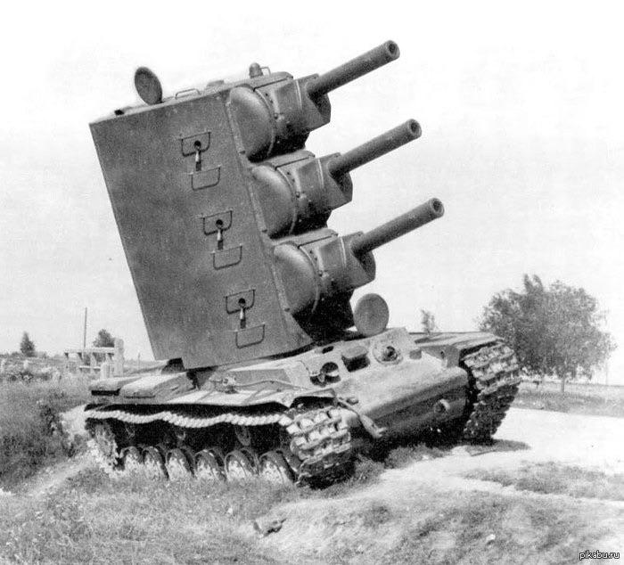 fe_llr's tweet photo. The multiple barrels idea was inspired by how tanks back in the day had absurd designs for multiple barrels lol https://t.co/6BULOrL7xs