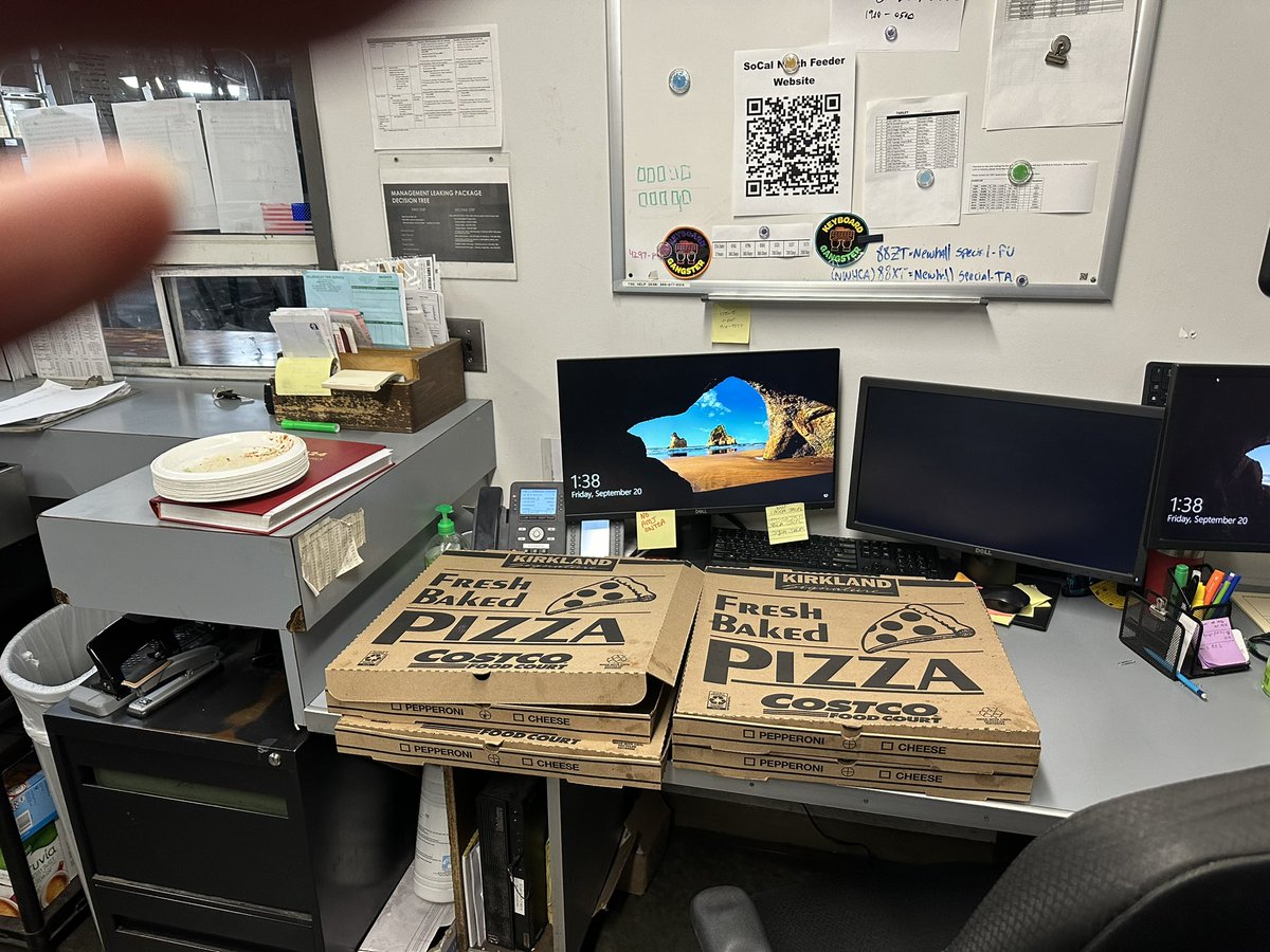 San Fernando (@sfecafeedersfty) on Twitter photo Wellness Champion Nelson Zamora hook us up for Driver Appreciation Week. He wanted all of our drivers to know you are very much appreciated. Thank you, Nelson. <a href="/UPSCERCAsafety/">Cerritos Feeder Safety Team</a> <a href="/UPS/">UPS</a> <a href="/upsgal9/">Heather Hughes</a> <a href="/ArturoM82410239/">Arturo Martinez</a> <a href="/bell_feeder_ups/">Bell_feeder_safety</a> <a href="/mstca_feeder/">Main St Feeder</a> Wellness Champion Nelson Zamora hook us up for Driver Appreciation Week. He wanted all of our drivers to know you are very much appreciated. Thank you, Nelson. <a href="/UPSCERCAsafety/">Cerritos Feeder Safety Team</a> <a href="/UPS/">UPS</a> <a href="/upsgal9/">Heather Hughes</a> <a href="/ArturoM82410239/">Arturo Martinez</a> <a href="/bell_feeder_ups/">Bell_feeder_safety</a> <a href="/mstca_feeder/">Main St Feeder</a>