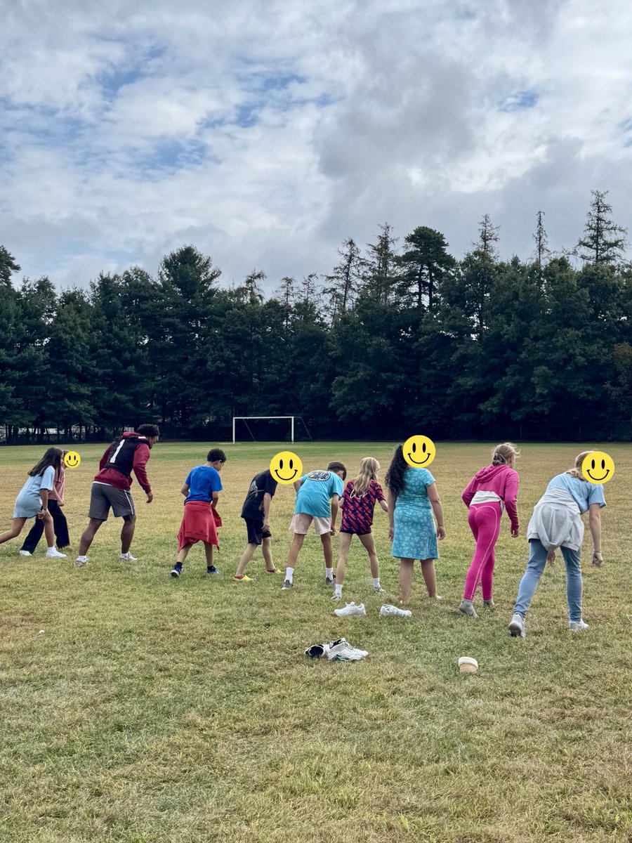 Tess Abbott tweet media