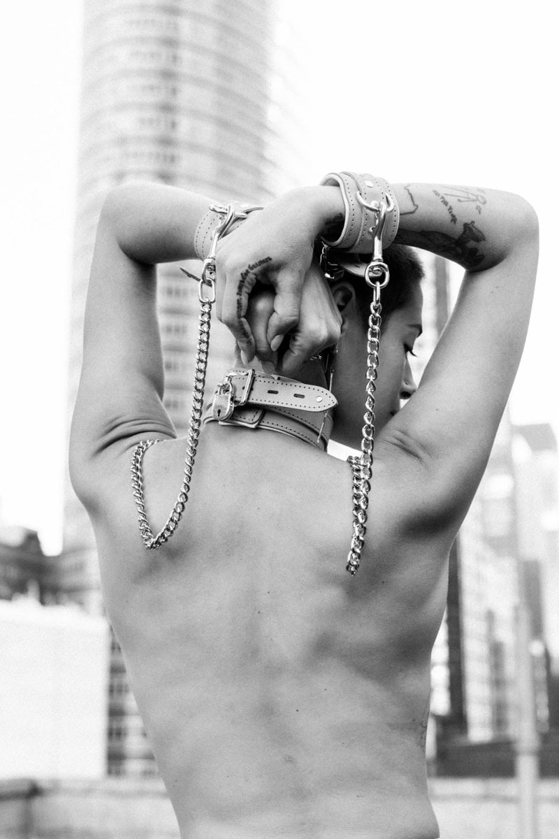 VPLeather's tweet photo. The sky's the limit. ☀️ #BDSMCommunity #Bondage #OwnTheMoment #KinkCommunity #LeatherLife https://t.co/64IGBANayL