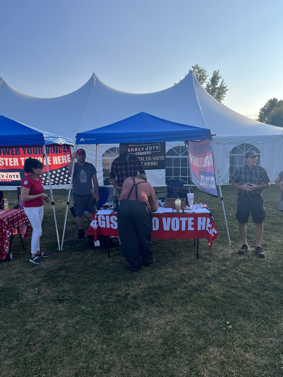 ScottPresler's tweet image. We are courting the Amish in Lancaster County, PA. 

The Amish could literally save America.