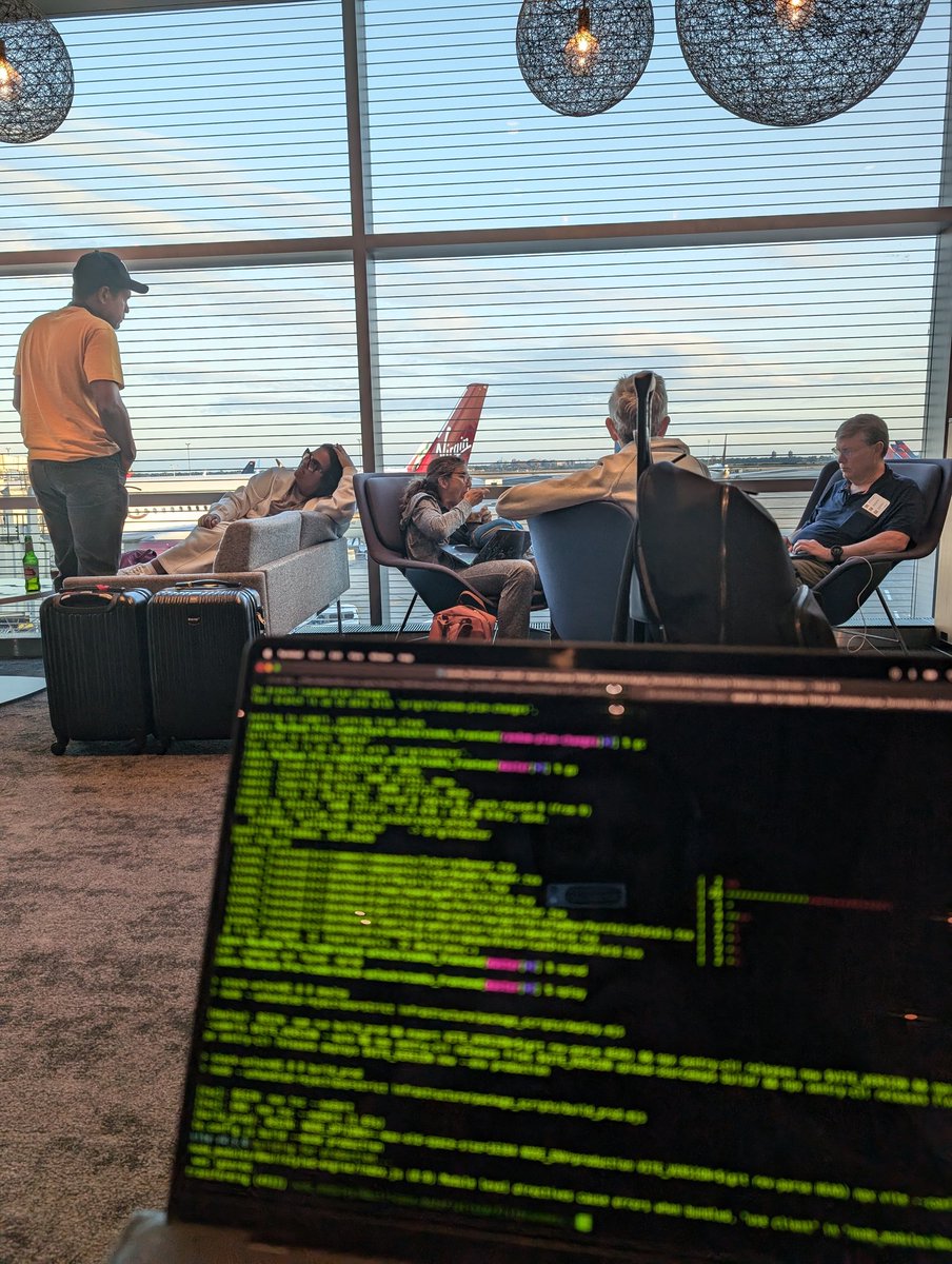 JakeMRuth's tweet image. Deploying to production for our startup at the airport lounge.

What&apos;s your excuse?

#FounderMode