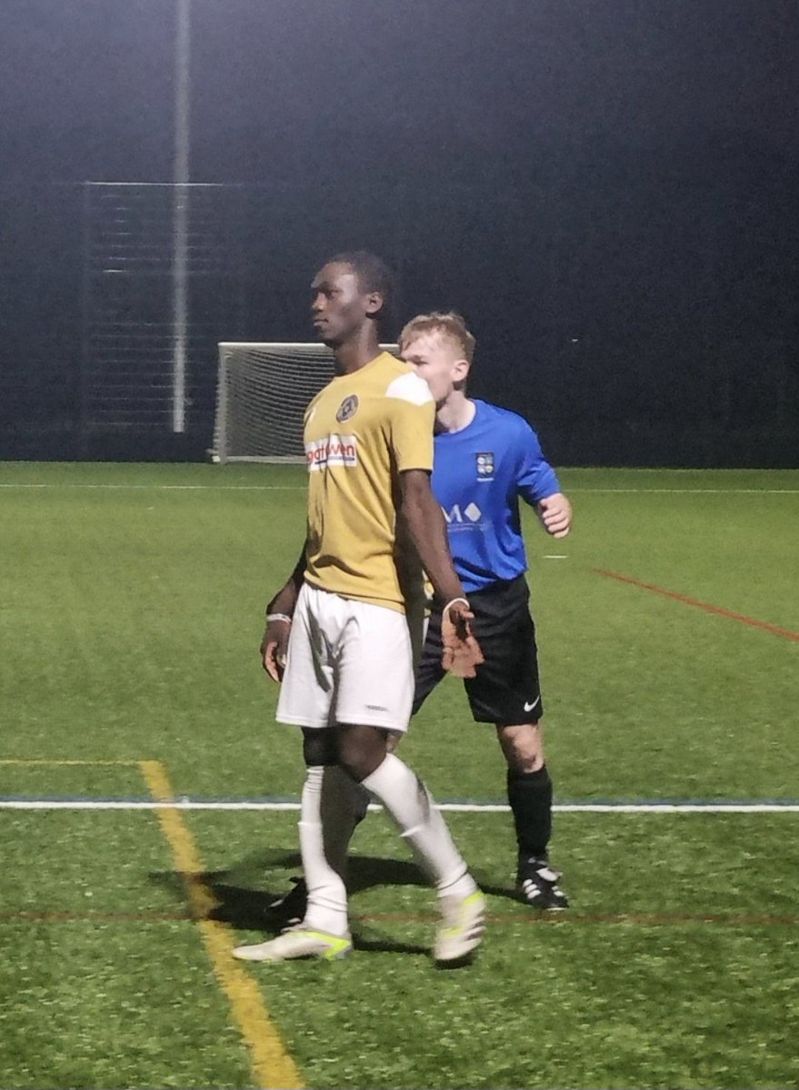 Emmanuel Olaitan bagged a brace as Moreton returned to the top of the CWFL <a href="/qferrysports/">Queensferry Sports</a> Premier Division after a thrilling 4-4 draw against <a href="/UptonJFC_Blues/">Upton JFC Open Age</a> Reserves.  "Manny" is also the divisions top scorer after tonight with 6 league + Cup goal. <a href="/Moreton118891/">Moreton Football Club Mens 1</a>