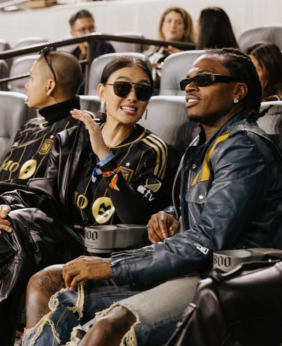 AGNEZ MO tweet media