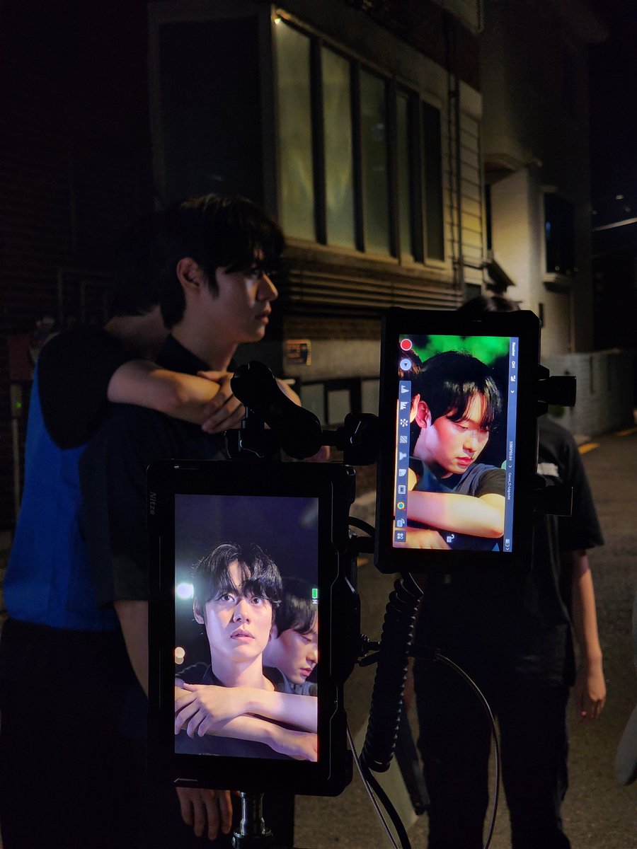 shortime01's tweet photo. Check out the behind-the-scenes of the popular BL series 'Falling for My Boss' on Shortime!
Haven’t seen the chemistry between them yet? Watch it through the link below!
https://t.co/0kj75zUwAR
#bl #boyslove #drama #kdrama #shorform #gay #blfilm https://t.co/6HoF1OzBzn