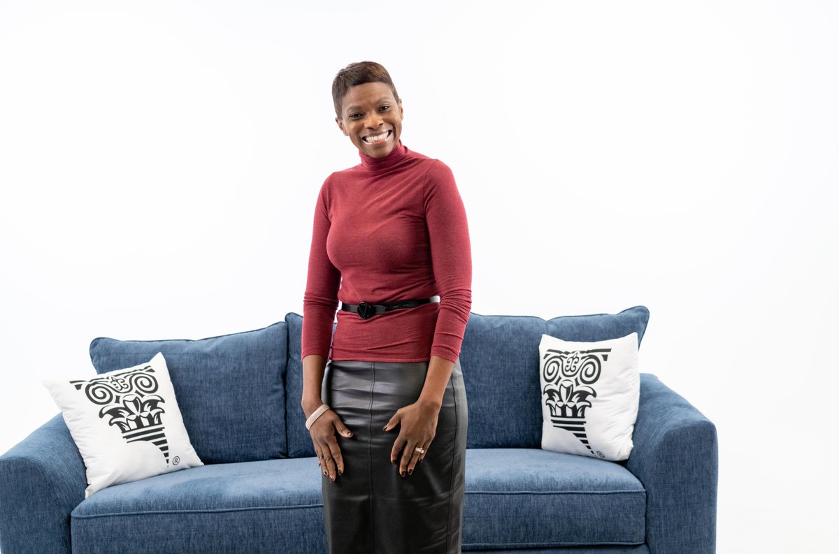 AtlantaFed's tweet photo. For #ConnectingCauses, we asked our leaders—and the nonprofit leaders they work with—to share why they are inspired to give back to their communities. Watch Freda Walker talk with Nell Benn about what working with @AgapeATL means to her: https://t.co/lo7OkoX3GW https://t.co/EJAlpZSsOK