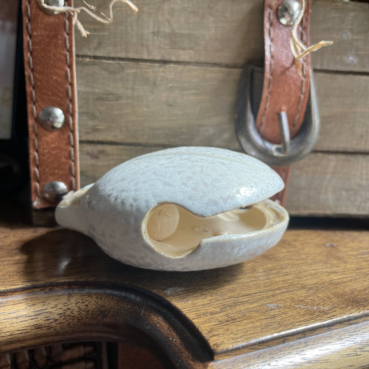 Latest ceramic batch up in my shop and 25% off cuz I turn 25 on Monday! See all my stuff at etsy.com/shop/EastCafe and follow my shop through <a href="/shop_sapling/">🌱 Sapling 🌱</a>