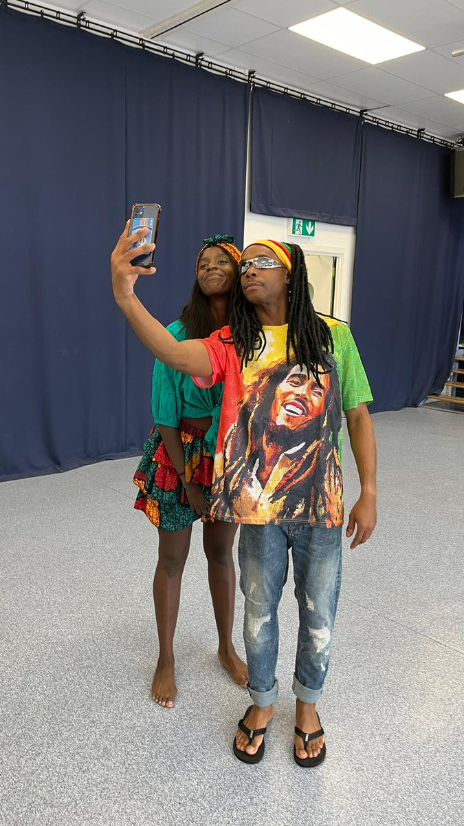 SponProdsTC's tweet image. Wow, what a great first week of rehearsals we&apos;ve had for our new #familytheatreshow for all ages #THELITTLEMERMAID! 🧜 🇯🇲⛵❤️Thanks to our amazing cast and creative team for making it such a special one! Shows start on Sat 28 Sept, tickets on sale here now spontaneousproductions.co.uk/events/the-lit…