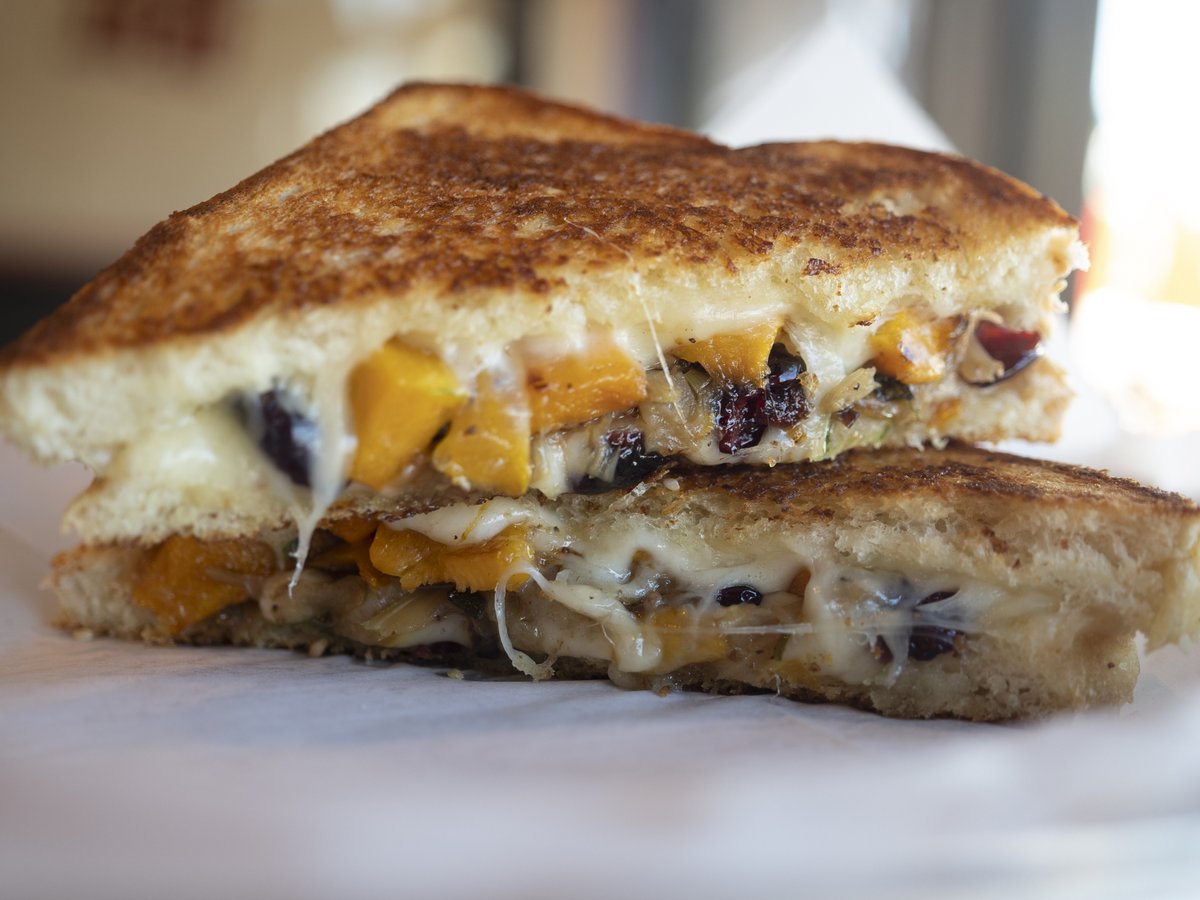 The Real Deal Deli tweet media