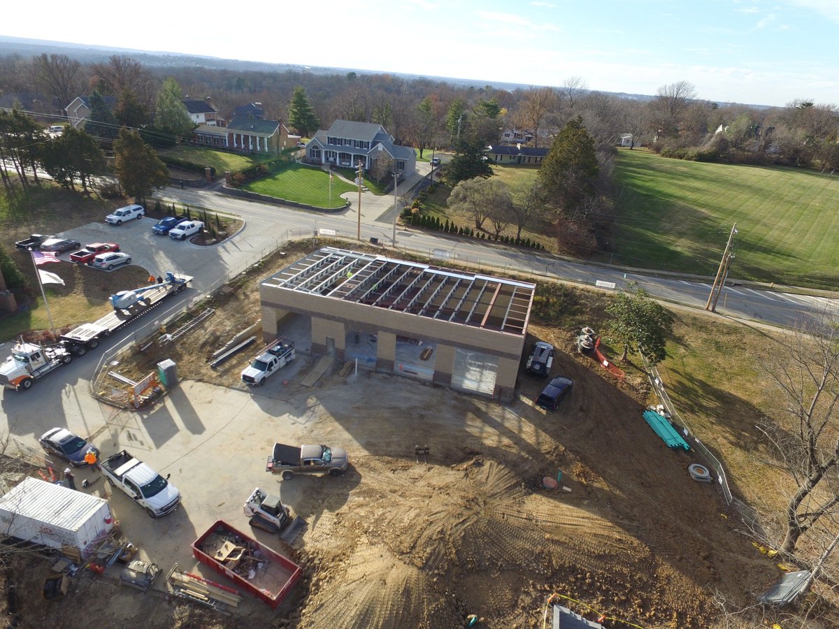 NavigateBuildS's tweet image. 🚧 Municipal Construction Update 🚧 
Excited to share the latest progress on the City of Des Peres - Public Work Vehicle Maintenance Building! NAVIGATE is proudly serving as the Owner Representative for this transformative project.
#ownersrepresentative #OwnerRep #construction