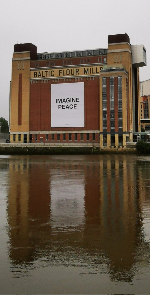 gibsons59's tweet image. Imagine @yokoono