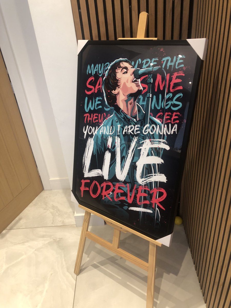 DaveRobDesign's tweet image. Champagne Supernova and Live Forever prints now on the shop in a range of sizes 
DaveRobshop.com plus we are at Spinningfields makers market tomorrow 11-5 #manchester #Manchester #oasis #spinningfields