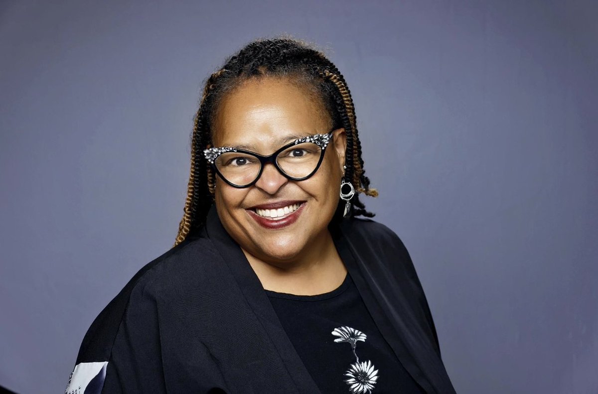 The ONA Community Award honors a person, small team or community that has created inclusive working environments for their colleagues to deliver game-changing journalism and achieve their best work.

Congratulations to Benét J. Wilson! awards.journalists.org/entries/benet-… #OJA24