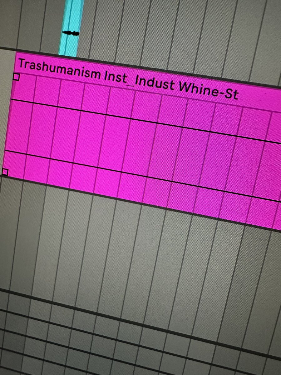 Le Destroy tweet media