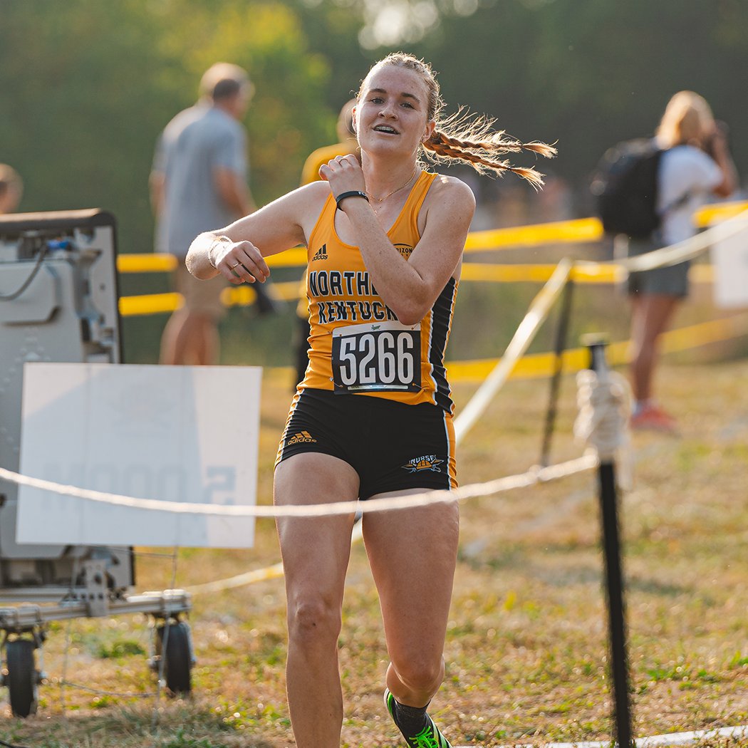 The record breaking season 𝗥𝗢𝗟𝗟𝗦 𝗢𝗡 😤

Men’s and Women’s Cross Country races to third-place finishes at the Jaguar Invitational 🥉

Weldemichael won the men's 👑 while Biddle paced the women with her third straight, top-3 finish 👀

📰 - bit.ly/4etScAj

#NorseUp