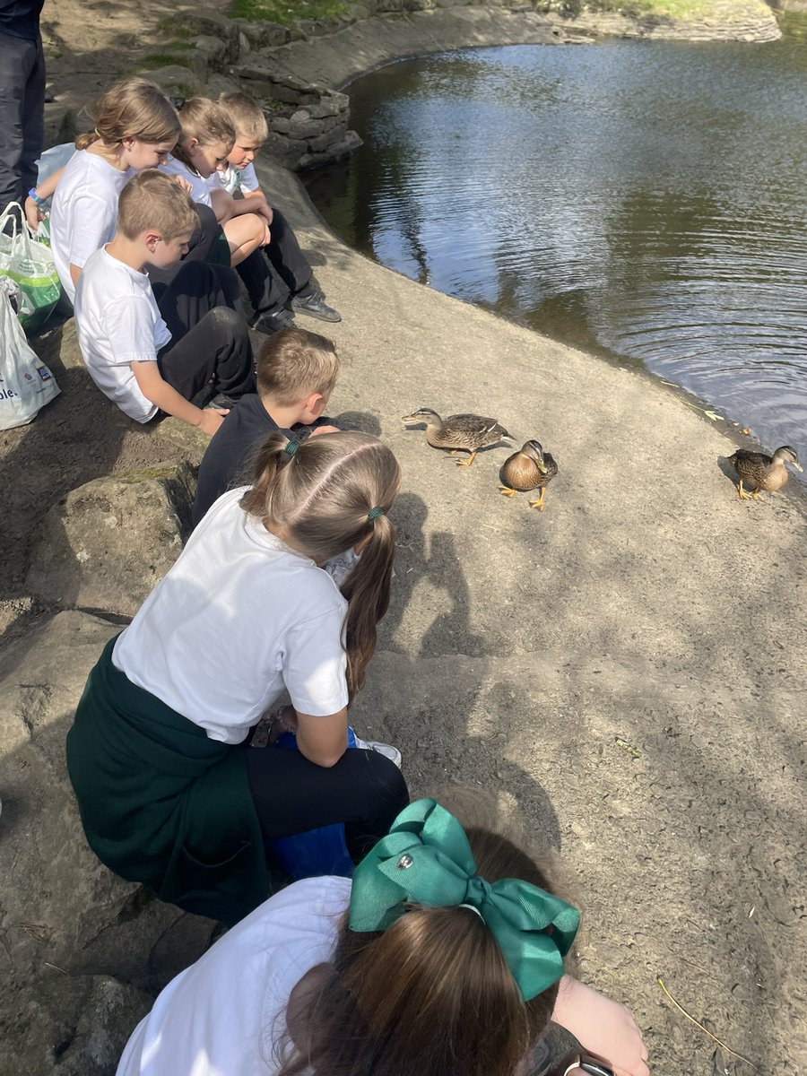 5MO have had a fantastic day exploring Rivington Pike as part of the Vibe Award🏞️ It is always a pleasure to make lots of memories in the outdoors!🌳 <a href="/malvernprimary/">Malvern Primary School</a>