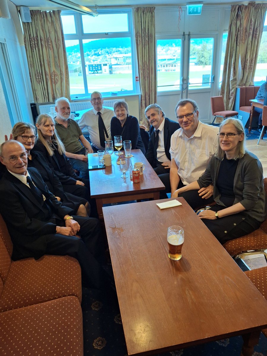 Silversmeasures's tweet image. Today, we laid our dear brother Mark to rest, so nice to see brothers and sisters and their partners.. some we haven't seen for a while.. even though the circumstances are sad ones 🧡 #RIPMark #WeLoveYou #WeWillNeverForgetYou #Foreverinourheart