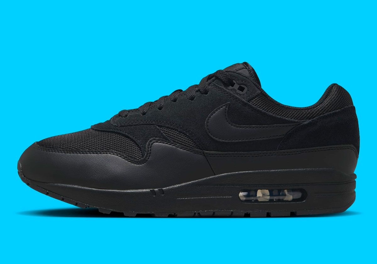 nike air max 1 patch black