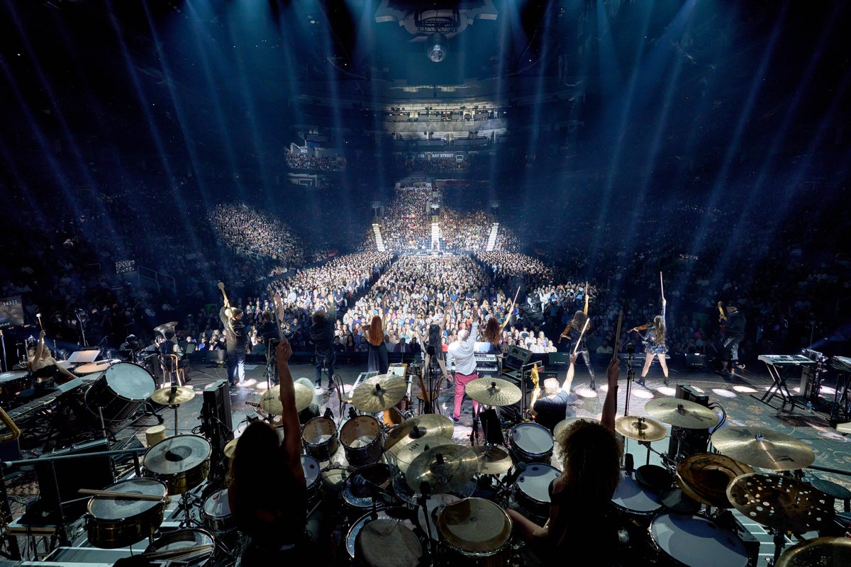 Thank you for the out of this world welcome, Canada 🇨🇦

📸 Suzanne Teresa #HansZimmerLive
