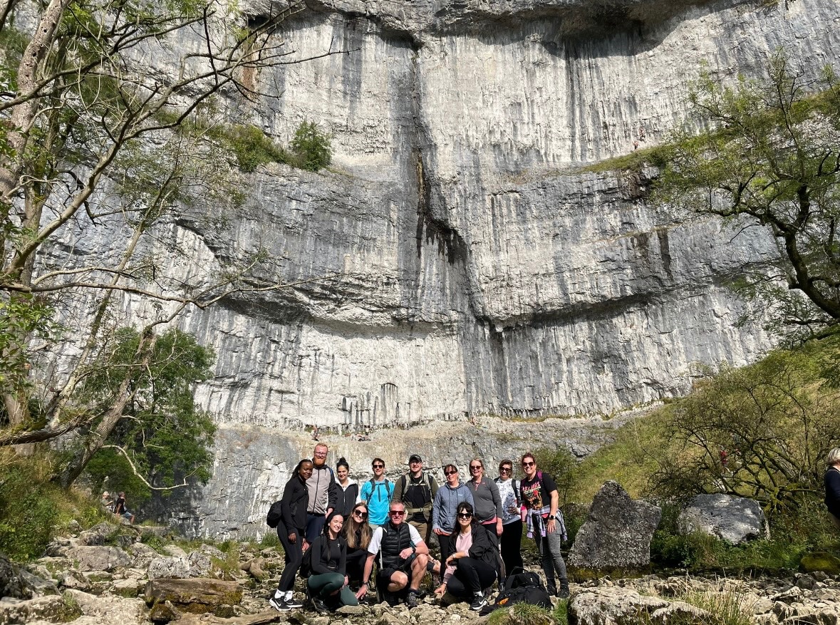 Hannah Robinson tweet media