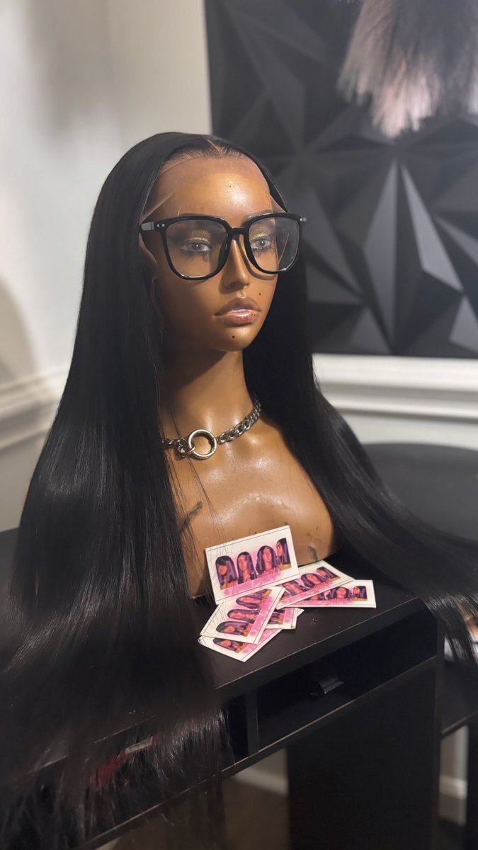 badlikeboosie's tweet image. #wigcustomization #laidbyday 💓