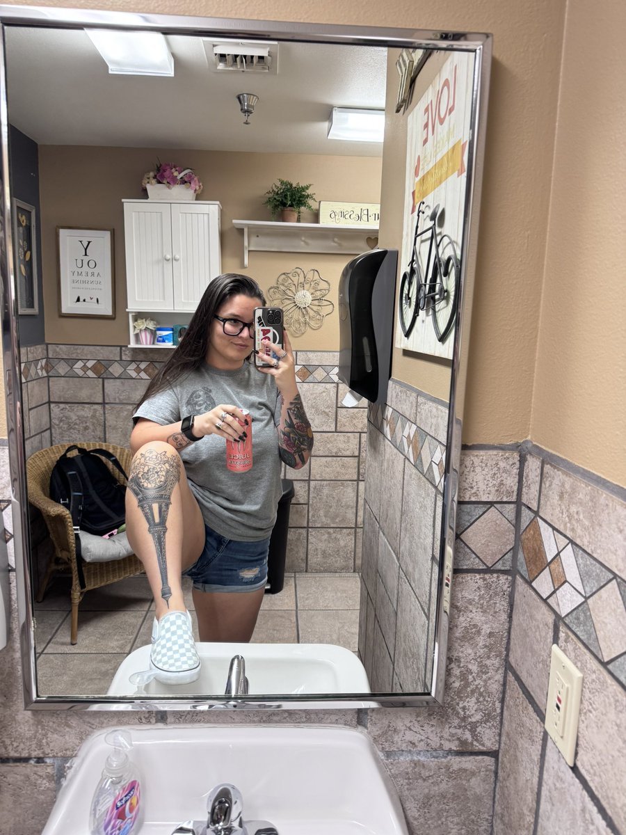 localshithead (@thisskidd__) on Twitter photo 