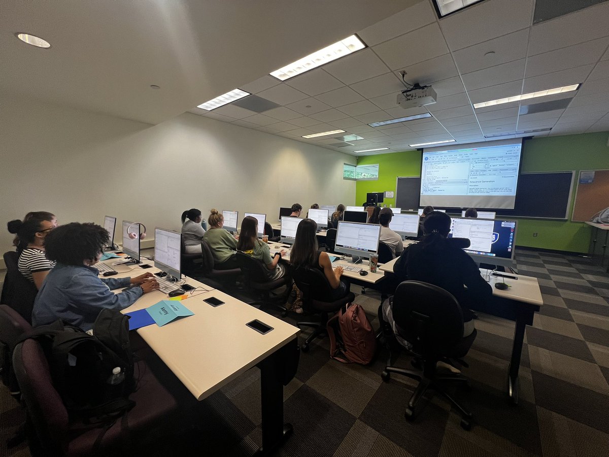 Today in #ANSC456 our undergrad Ethan Smith is teaching the basics of R in Penn State’s ROAR supercomputer.

For PIs out there: Ethan will be looking for grad mentors soon! 

He was introduced to coding during my class last year and is now teaching it. 🤓#proud