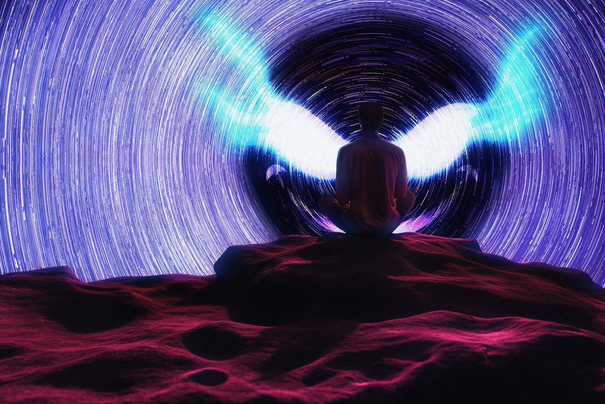 How often do you see these eyes on the timeline? 😈