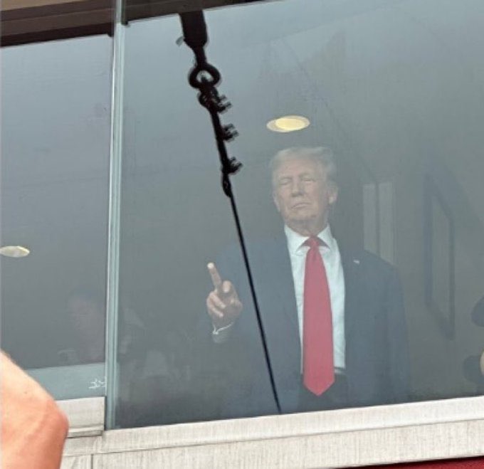 DramaAlert tweet media