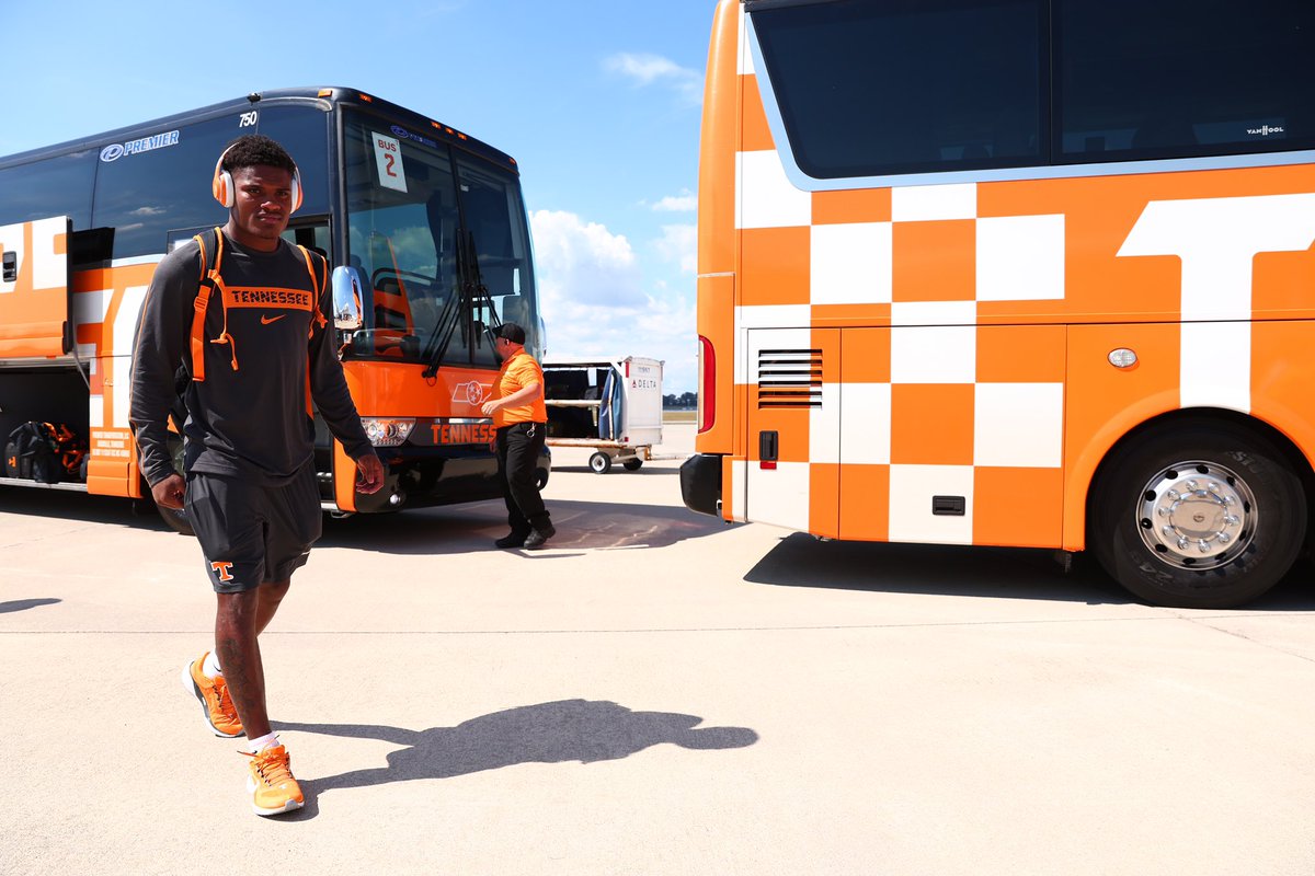 headed west 🛫

#GBO 🍊