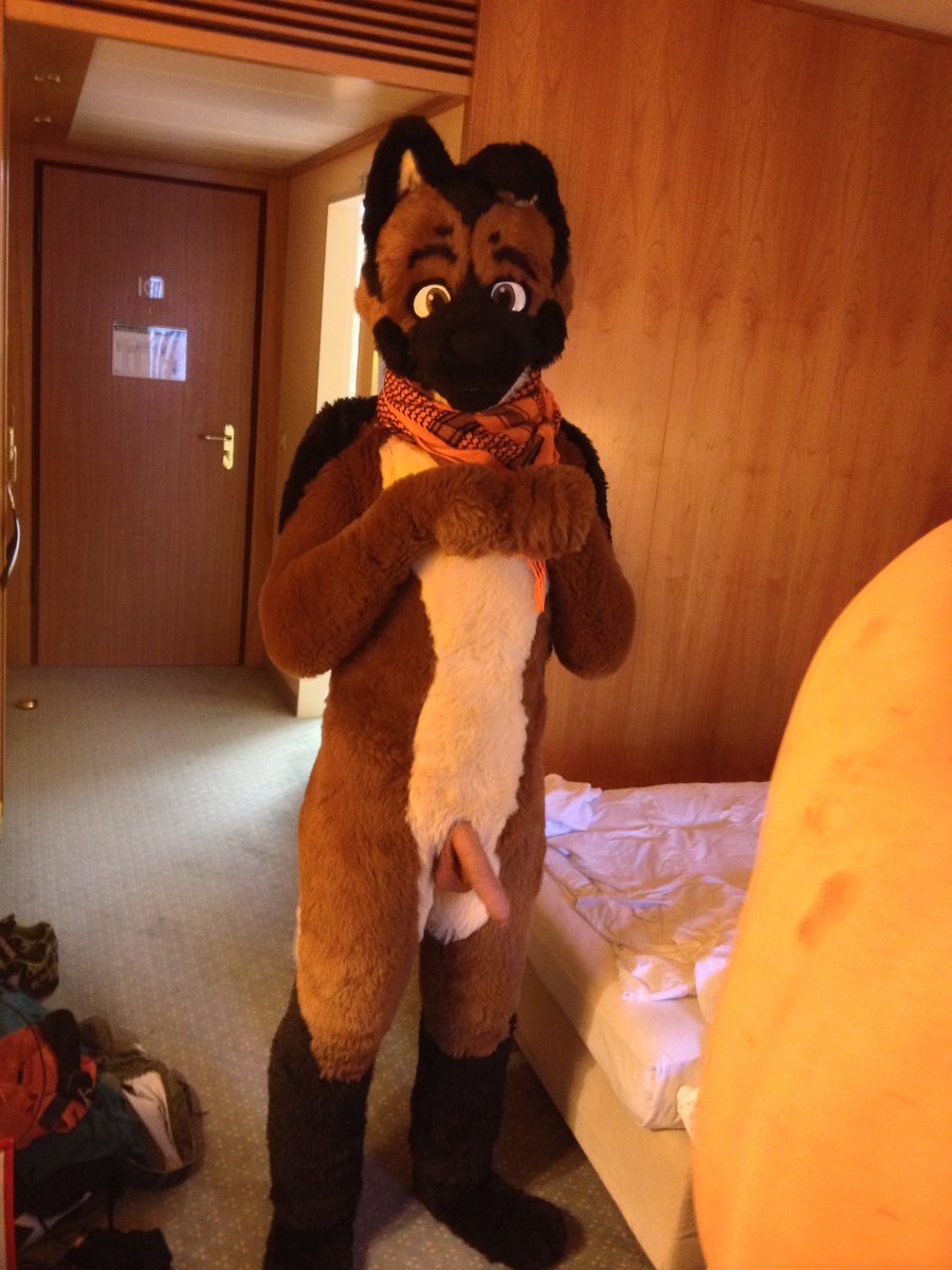 Sora 🐰🍑 🔜 Darklands tweet media