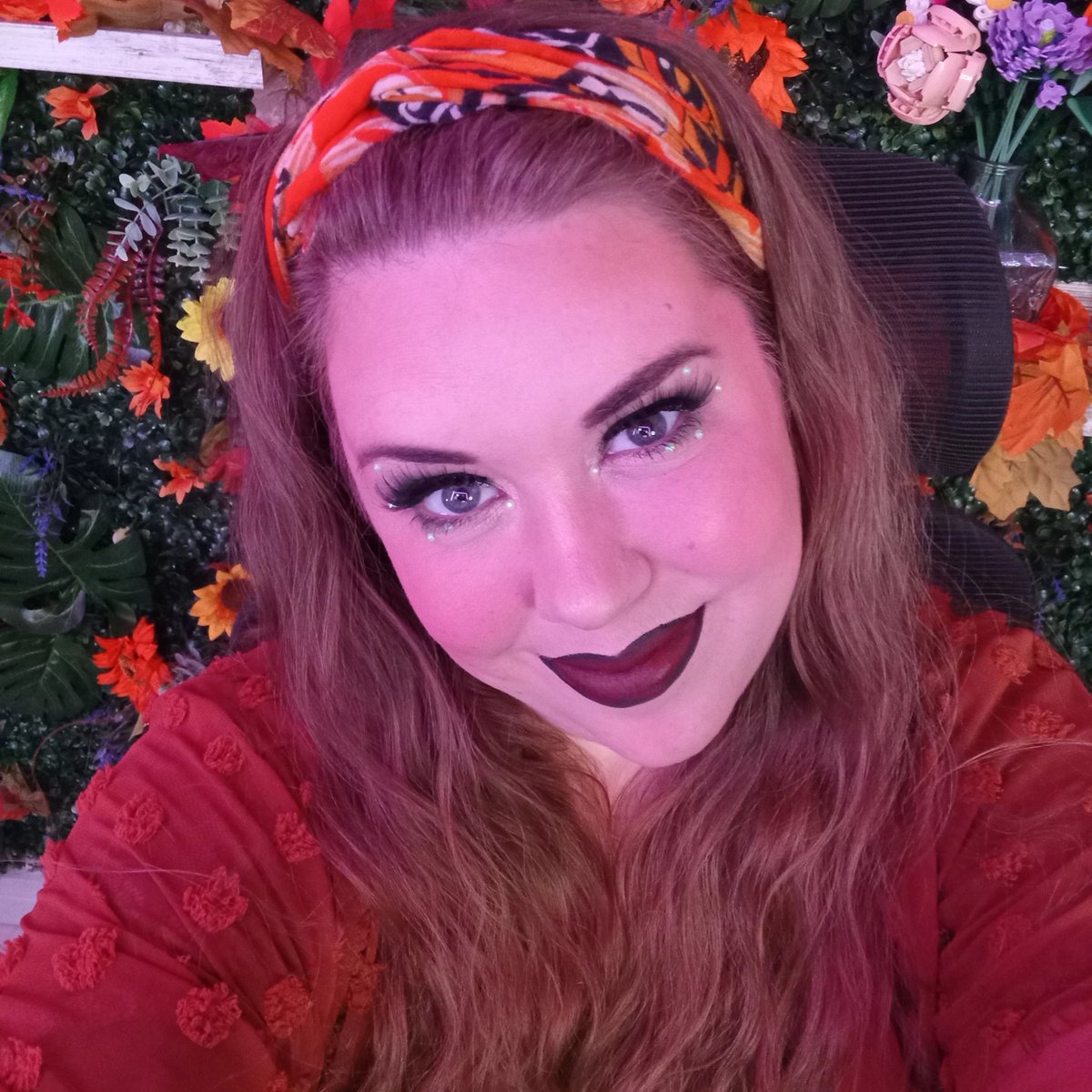 BrittarsTwitch's tweet photo. 🔫Come do some pew pew with me 🤩Playing with chat!👖💨Yeet your pants and grab a drink!🤘Playing Fortnite on stream!🤩
🌺Live right now on https://t.co/R9pCUyNwj8🌺
#fortnite #epicgames #playingwithviewers #twitchgirl #makeuplook #goinglive #goingliveontwitch #selfie https://t.co/7ZMV3vyC85