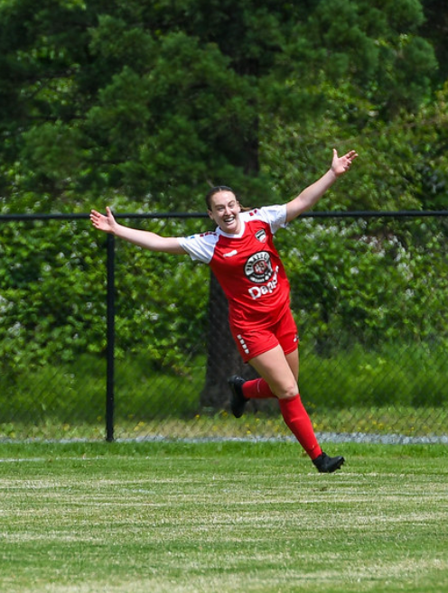 swanguardians's tweet photo. The happiest of birthdays to our #ProRover @DelanaFriesen!
#AlwaysARover
(Photo @residualimage / @aftncanada ) https://t.co/Y4tKQav7L9