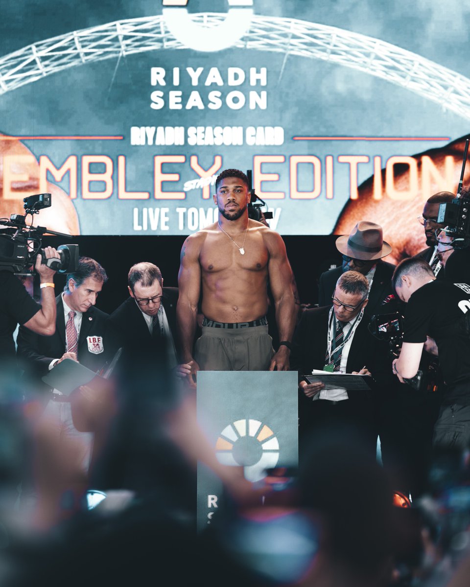 Anthony Joshua tweet media