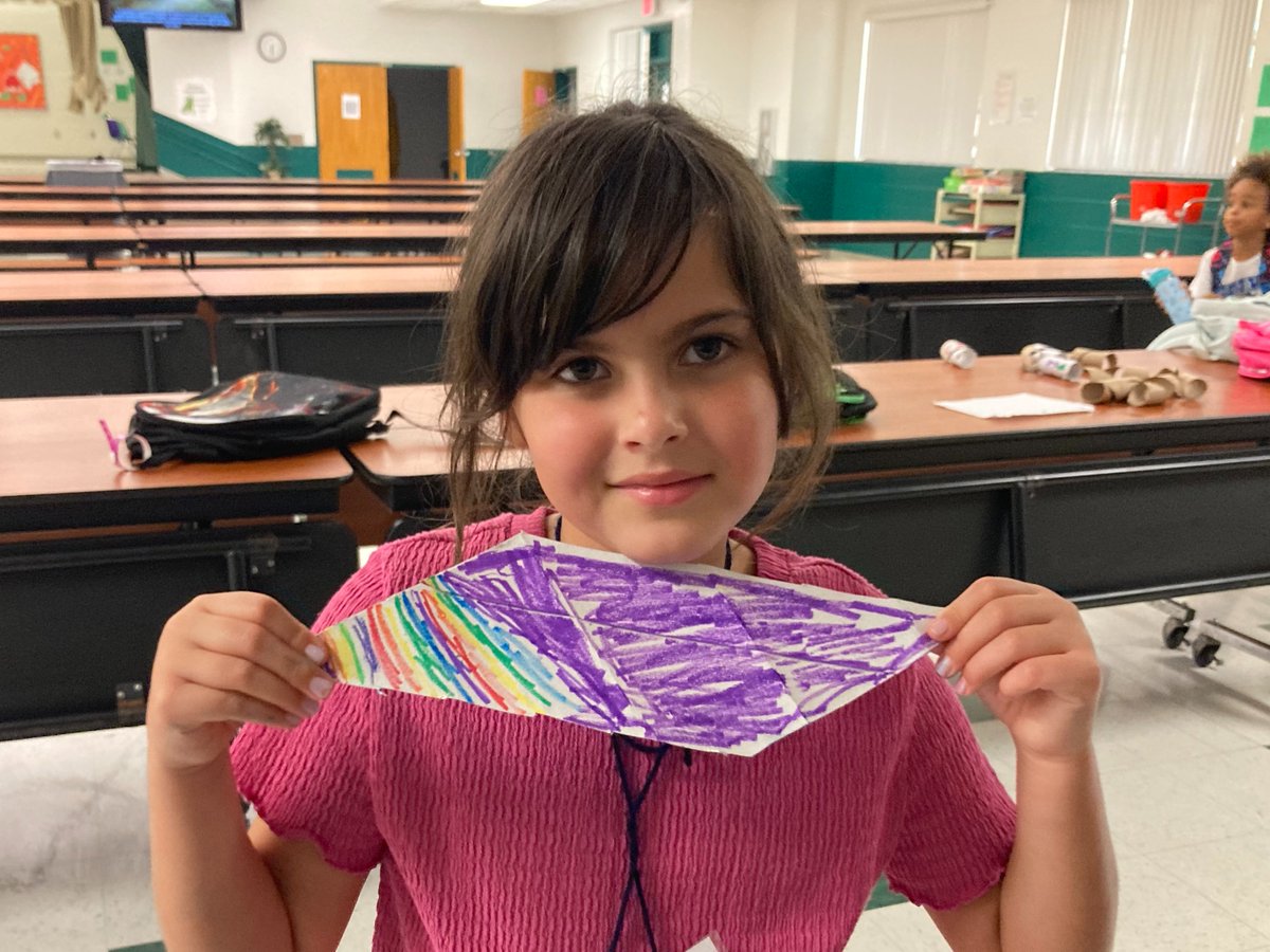 MarionExtDay's tweet image. MAP @GreenwayGators are creating their own fashion statement with upcycled paper towel tube bracelets. They take a paper towel tube, cut it in half and cut along the spiraled line.  Once decorated, they are ready to show their style!