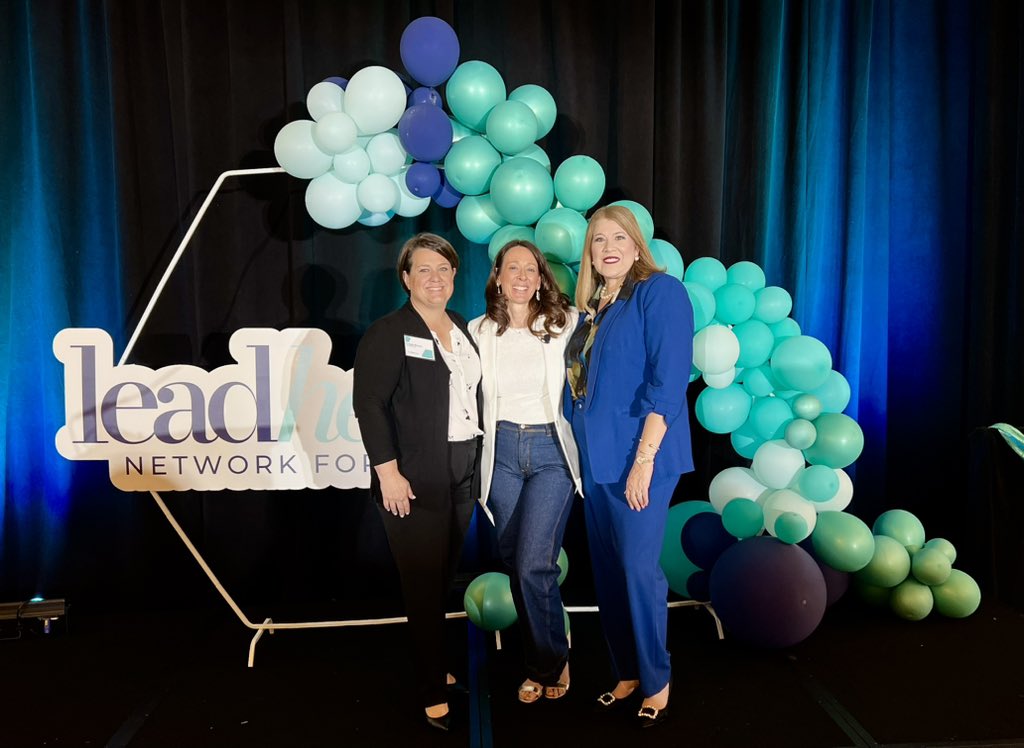 It was awesome speaking to a large audience this morning about women supporting women with one of my Texas sister supts <a href="/Kristin_N_Brown/">Dr. Kristin N. Brown</a> in the audience. Loved catching up with her briefly in Chicago <a href="/DA_Leadership/">DA Leadership Institute</a> #LeadHERship. Once again, a big thanks to <a href="/AmyDujon/">Amy Dujon</a> &amp; her team!!