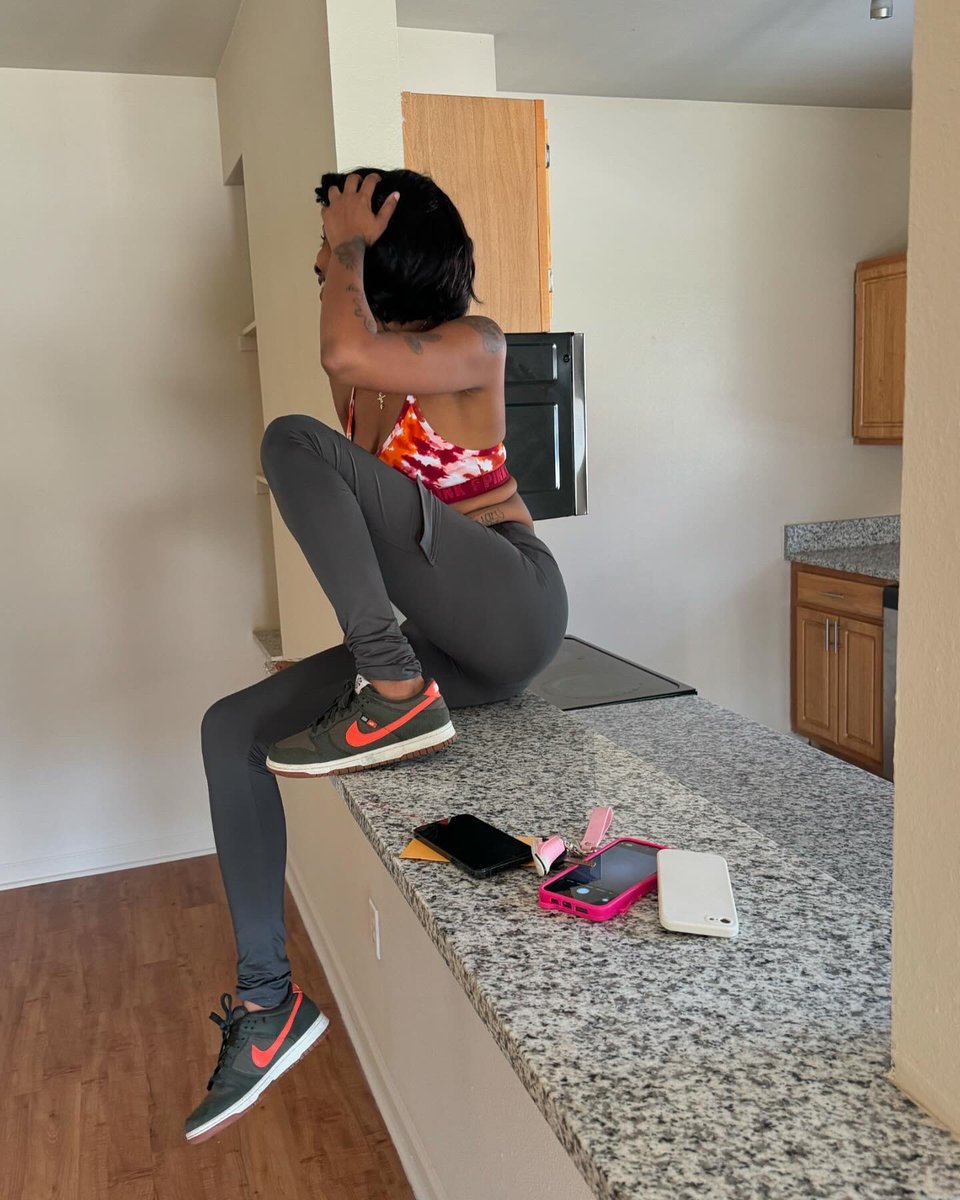 LoyaltyMoma's tweet image. This chapter is called all about me 🩷Thank you God for your mercy , grace &amp;amp; guidance . Don’t know where I’ll be without🩸 you , cheers to my new beginnings✨✨✨✨🙏🏽 #THEBIGMOVE #itjustkeepgettingbetter